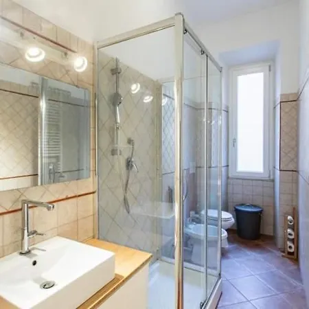 Realty Company Croce Roma