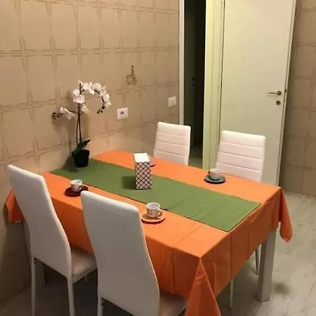 Realty Company Croce Roma
