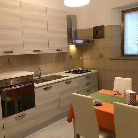 Realty Company Croce Daire Roma