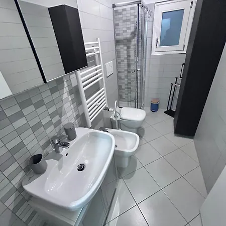 Realty Company Croce Daire Roma